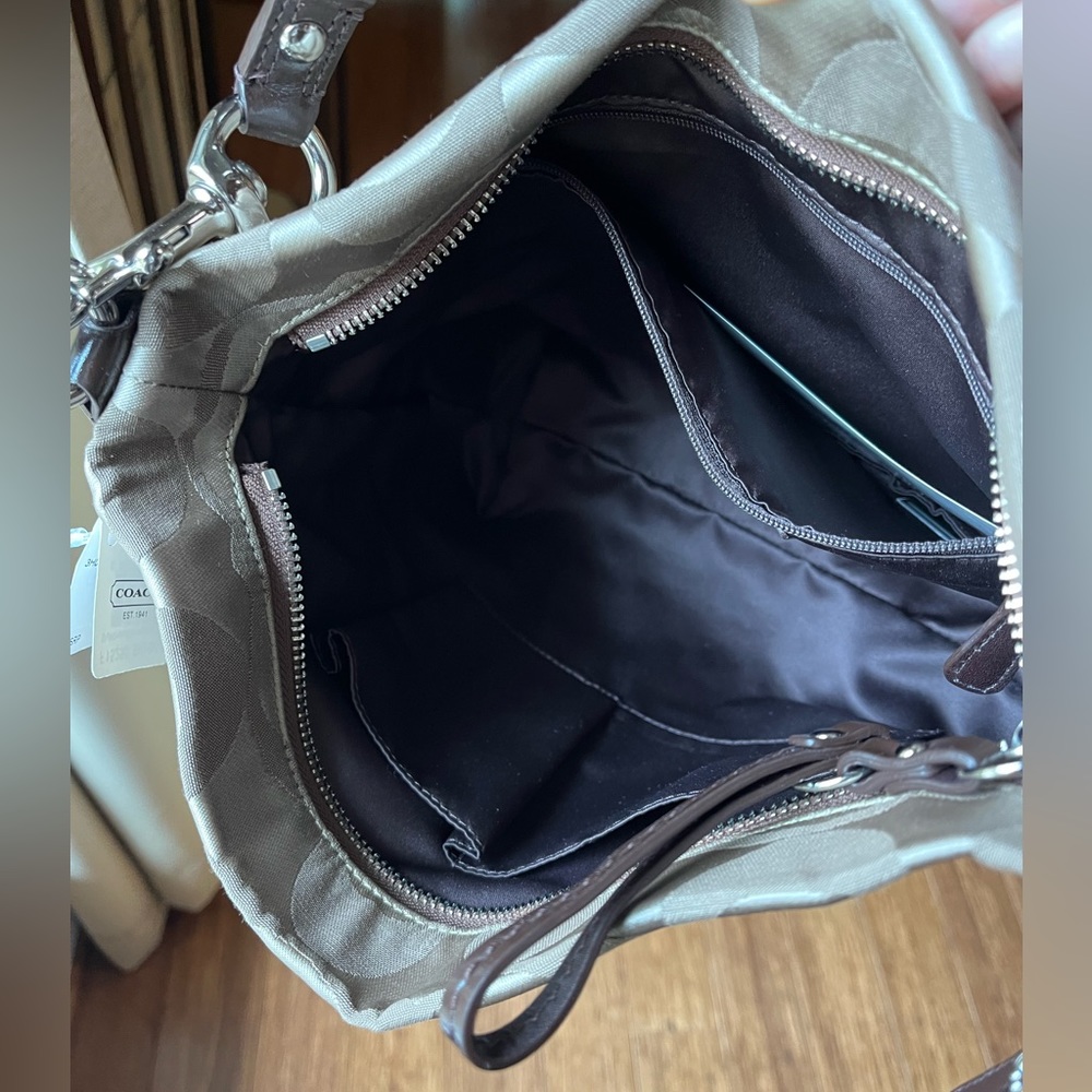 Coach Bag - SALE! (From $229.00 original listing!) - Picture 3 of 6